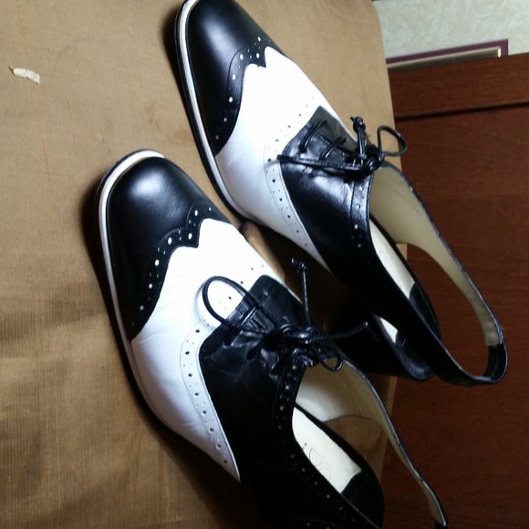 Joan & David   Spectator Wingtip Slingback - Picture 3 of 8